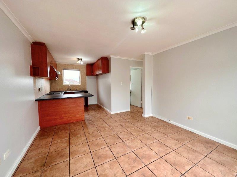 To Let 2 Bedroom Property for Rent in Vredekloof Western Cape
